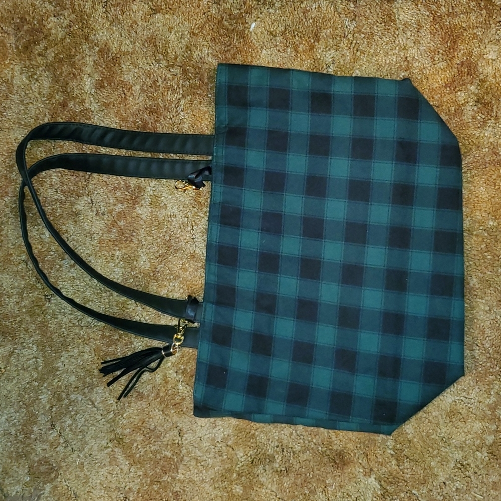 New Makeup Junkie Tote